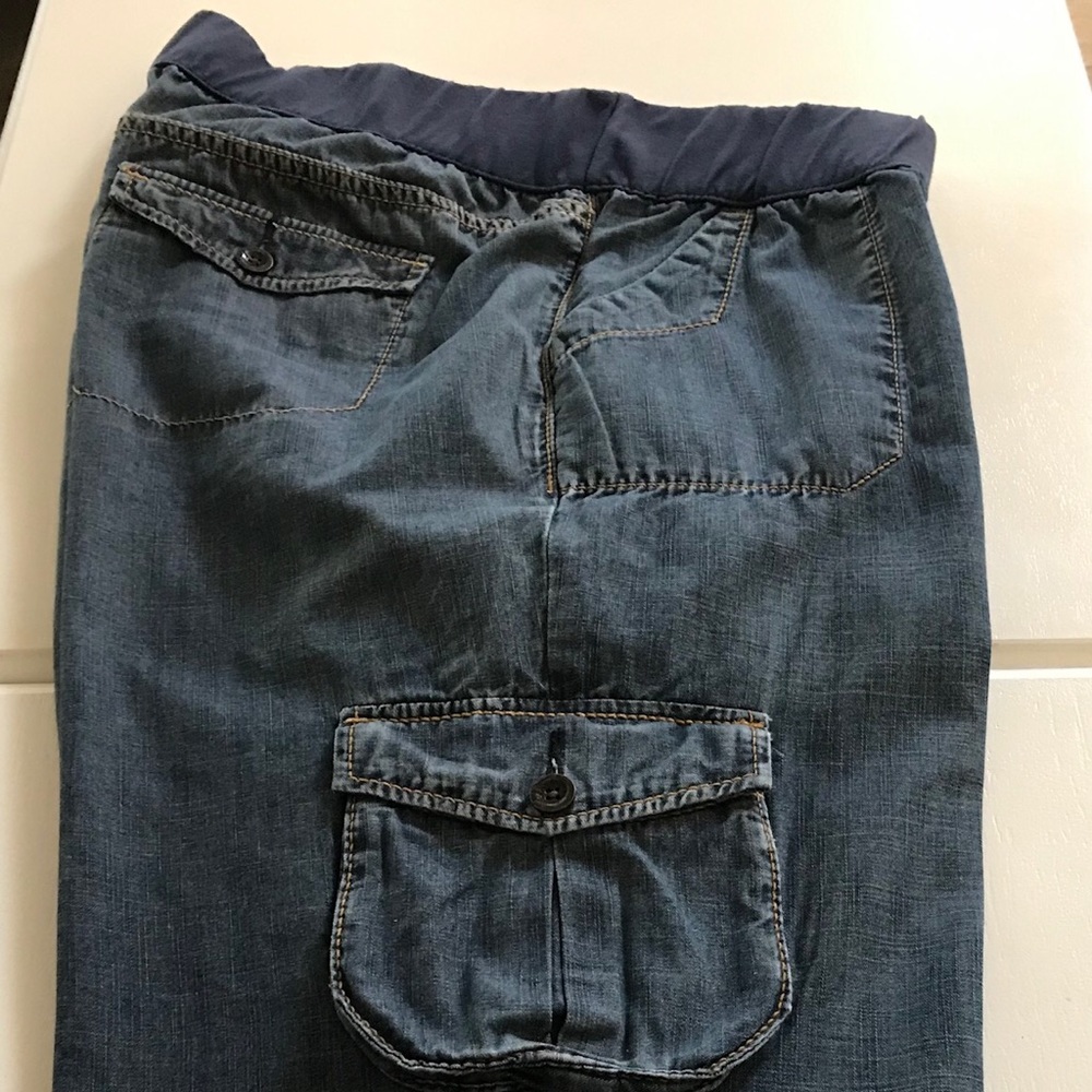 Gap Maternity Cropped Pants